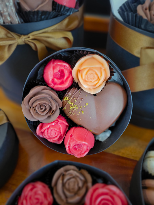 Petit Floral Heart Box